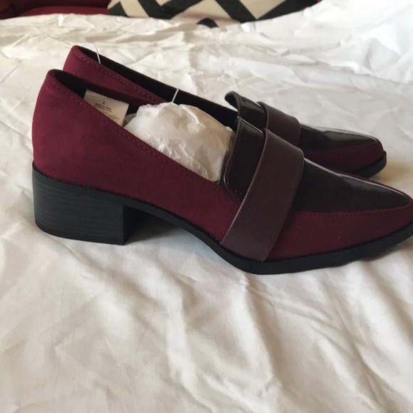 NWT old navy maroon loafers - Picture 4 of 8